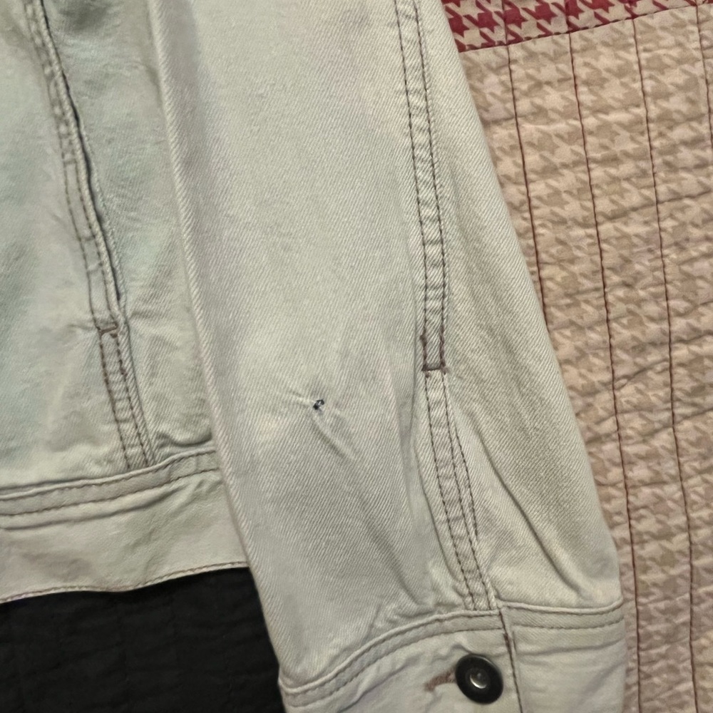 Buffalo David Bitton ‘Light Wash’ Trucker Denim Jacket - Picture 5 of 5